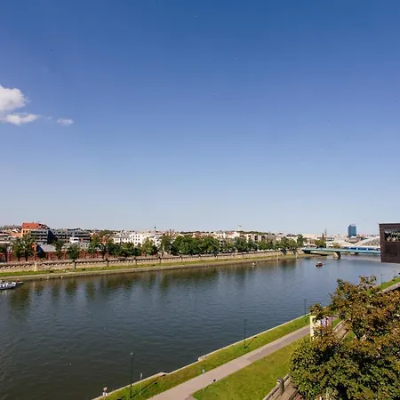 Apartment Nadwislanska11 - Klimatyczny Tuz Nad Wisla *